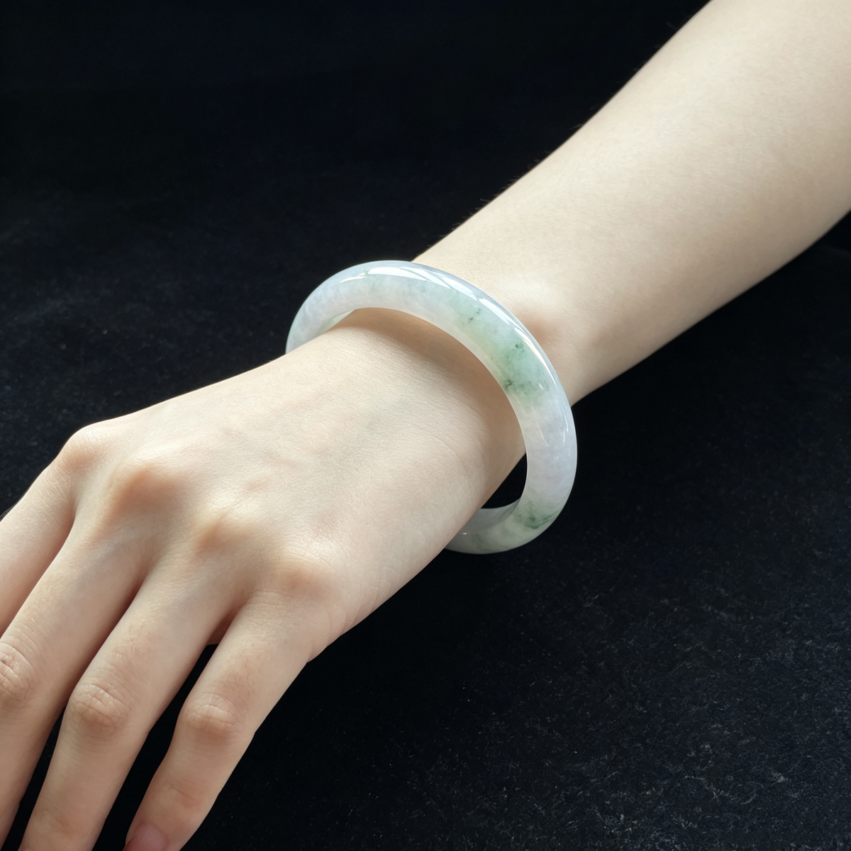 Floating Flower Jadeite Bangle 52.8mm | Icy Moss Type A